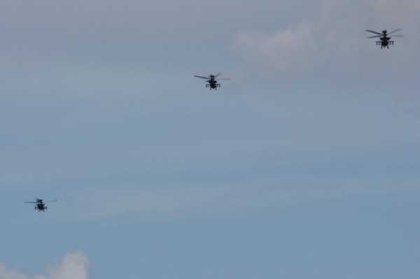28 August 2020 - 13-47-39
---------------------------
Three army Apache helicopters over Dartmouth